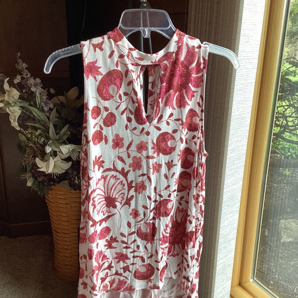 Loft Sleeveless shirt